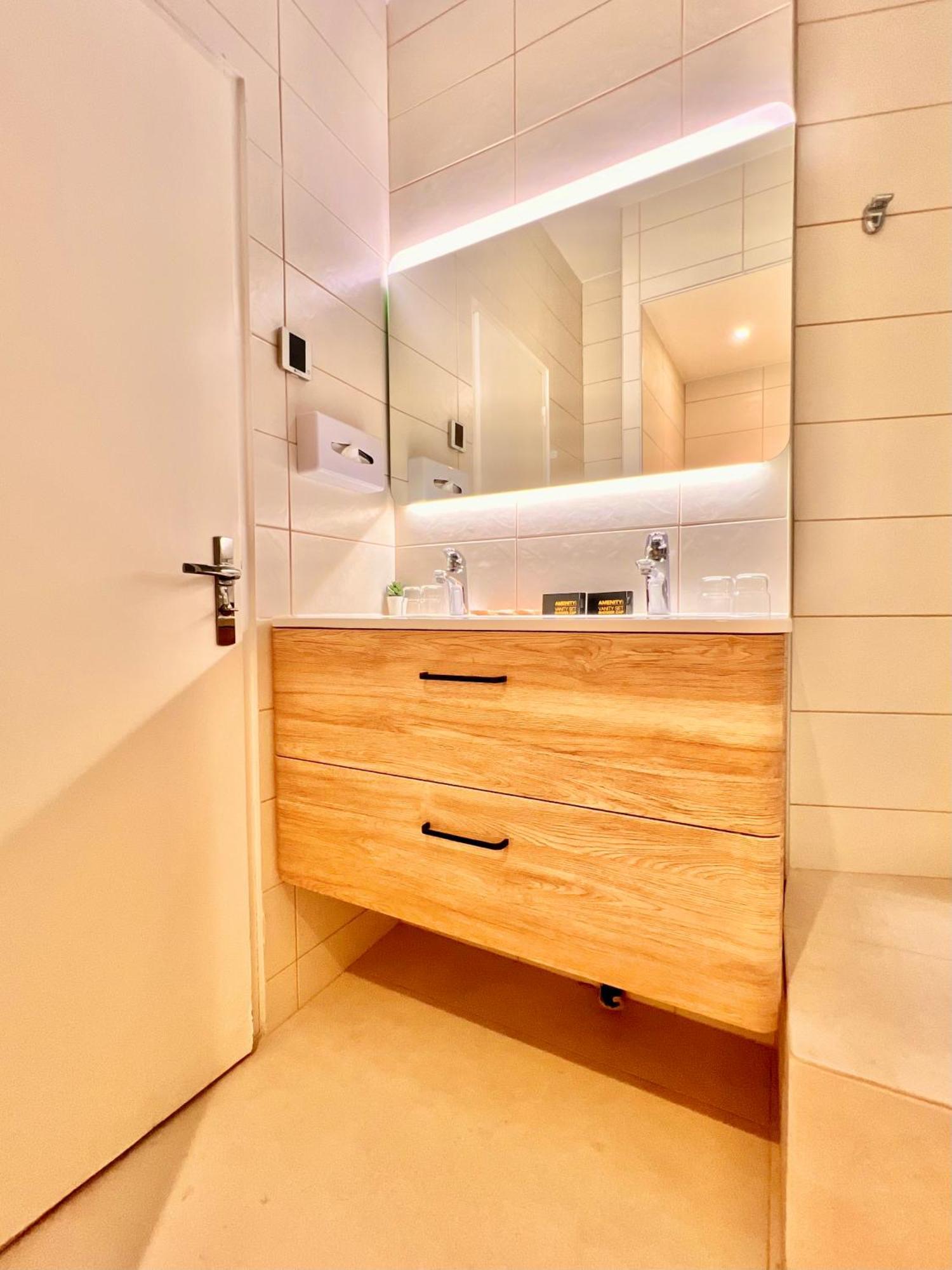Liberation Center - Private Balcony - 24&7 Reception - Luggage Storage Aparthotel Nice Exterior photo